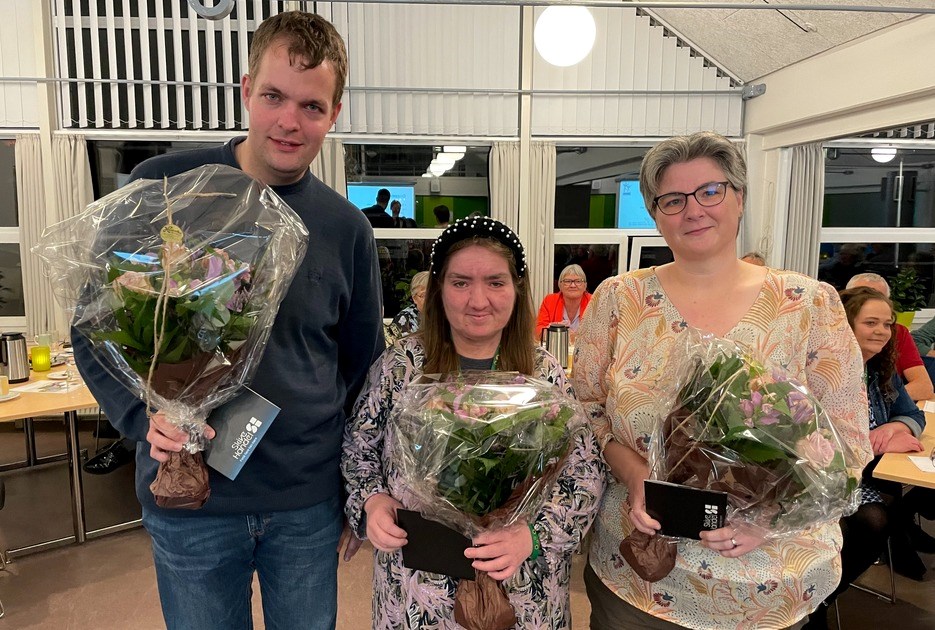 Vinderne af handicapprisen 2023 i Skive Kommune er Casper Jensen, Tenna Christensen og Ellen Trans Alstedmark. Foto: Ditte Haaning